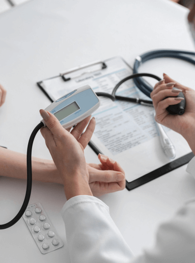 Doctor checking up the patient at Mittagong Doctors